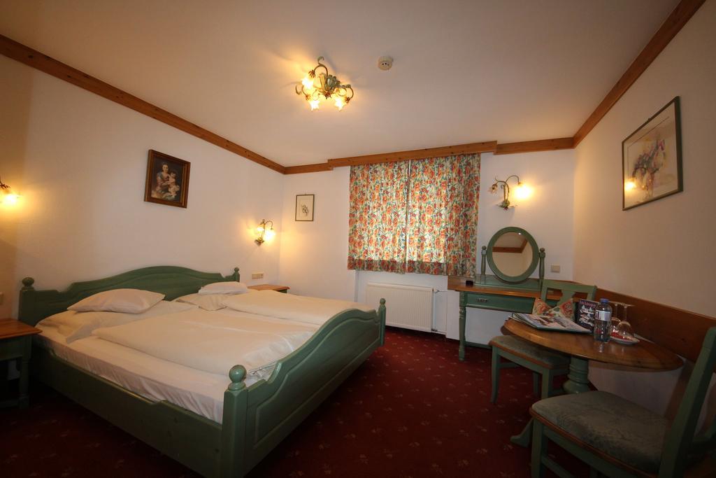 Hotel Garni Laerchenhof Lech am Arlberg Eksteriør billede