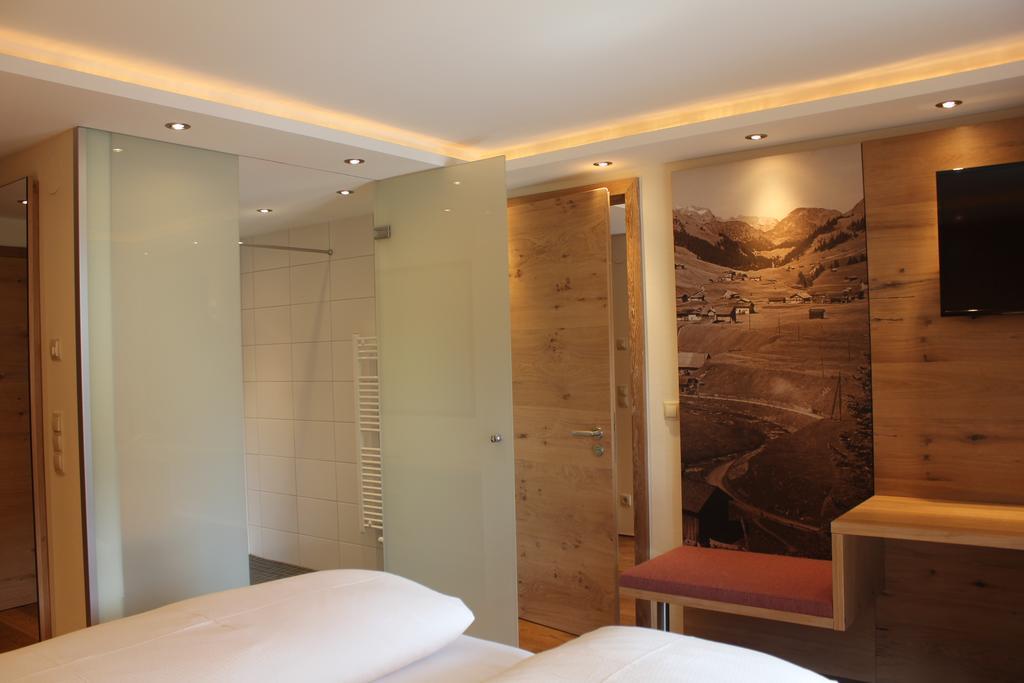 Hotel Garni Laerchenhof Lech am Arlberg Værelse billede