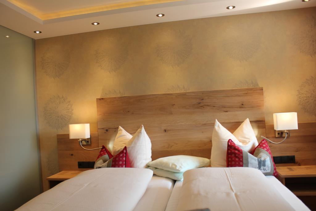 Hotel Garni Laerchenhof Lech am Arlberg Værelse billede